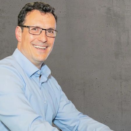 DJ Olli - Ihr Event-DJ aus Brake