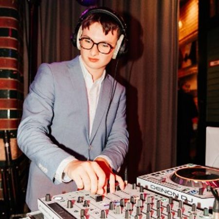 DJ Julian