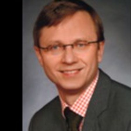 Dipl.-Dolmetscher für Chinesisch und vereidigter Übersetzer Th. Vogt