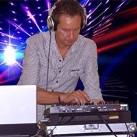 Hochzeits & Event DJ Roland Riegel