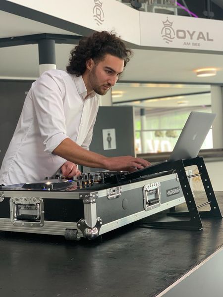 DJ Amin – Euer DJ für Hochzeiten | Geburtstage | Firmenevents