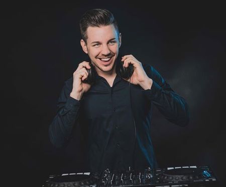 DJ JulesTonic - Hochzeits-DJ und Event-DJ
